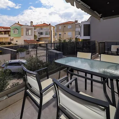 Apartment Vicktoria Deluxe With 2 Bedrooms Hanioti